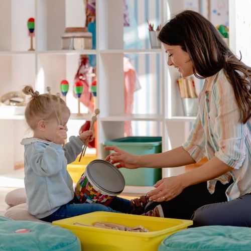 Imagem - 7 benefícios da musicoterapia para o desenvolvimento infantil