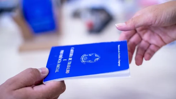 Ação no Sine Serra terá entrevistas com empresas e palestra de orientação profissional para candidatas nesta quarta-feira (11)