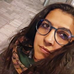 A psicóloga cearense Vitória Figueiredo Barreto está desaparecida desde 3 de março, na Inglaterra. Polícia acredita que ela pode ter pegado um barco que foi encontrado posteriormente à deriva