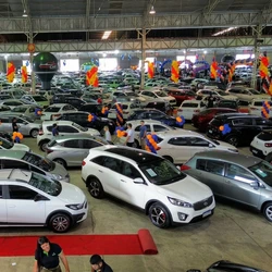 Oportunidades contemplam quase 3 mil veículo e trazem oportunidades como  bônus na compra, descontos e primeira parcela para pagar em até 60 dias