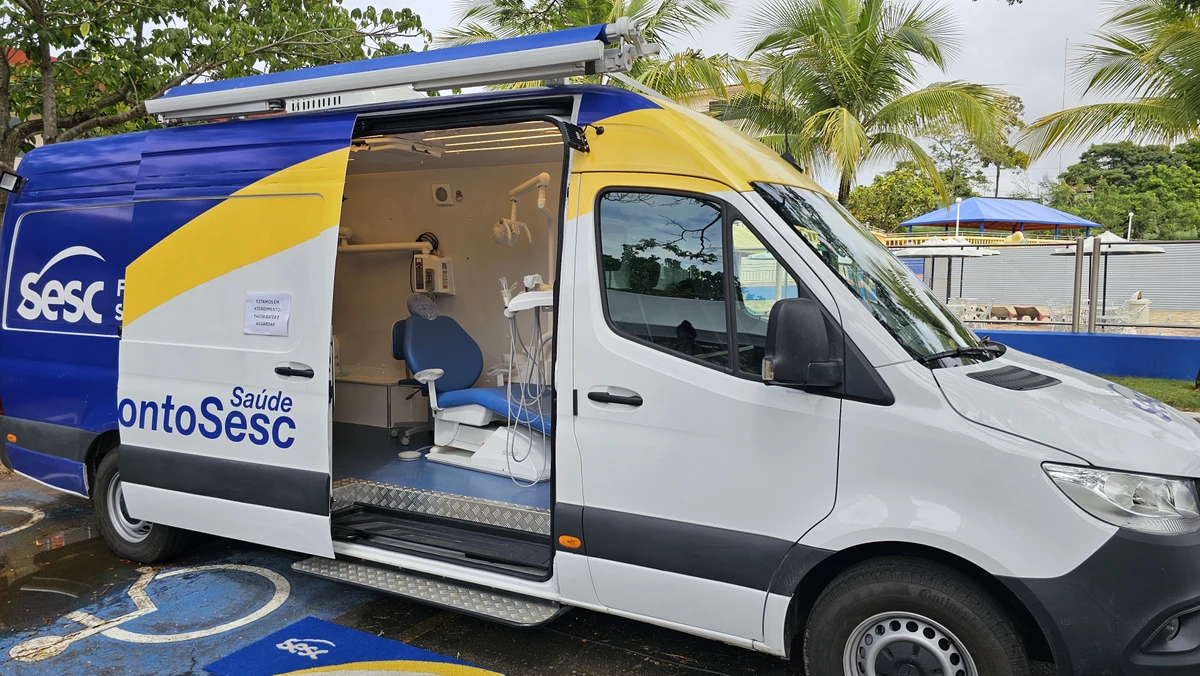 Unidade móvel de atendimento Odonto Sesc