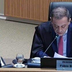 O voto detalha a análise das provas colhidas ao longo de duas décadas e é o primeiro passo para definir se a Corte condenará ou absolverá o réu da acusação de mando no assassinato do juiz