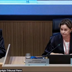 Ao fim do julgamento que condenou Antônio Leopoldo, a desembargadora Janete Vargas Simões falou sobre as duas décadas do processo sobre a morte do juiz Alexandre Martins de Castro Filho