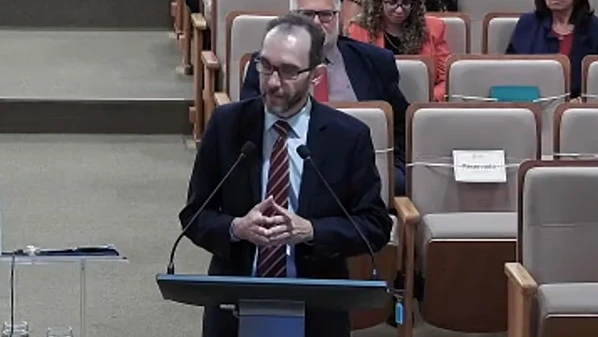 Advogado afirma que ordem de prisão é “totalmente ilegal”; juiz aposentado foi condenado a 24 anos pelo assassinato de Alexandre Martins Filho