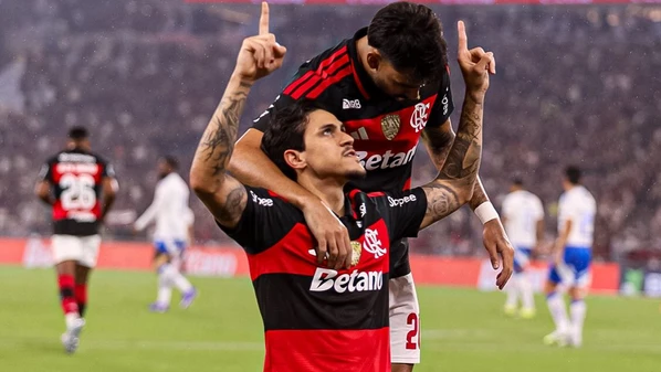 Pedro e Carrascal marcaram os gols