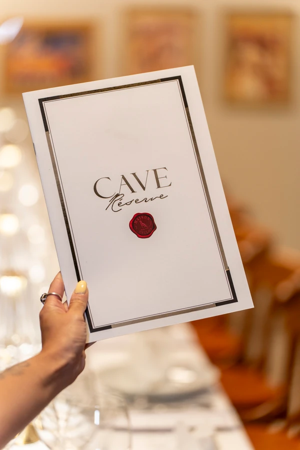 Cave Réserve no Caçarola Bistrot