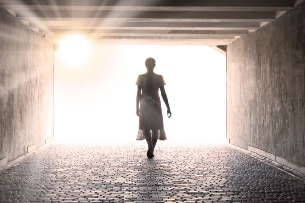 No Consciência Suprema Una, os mestres espirituais inspiram caminhos de evolução (Imagem: ArtMari | Shutterstock)