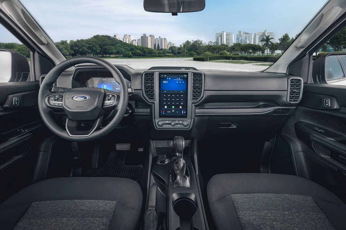 Interior Ford Ranger Cabine Simples
