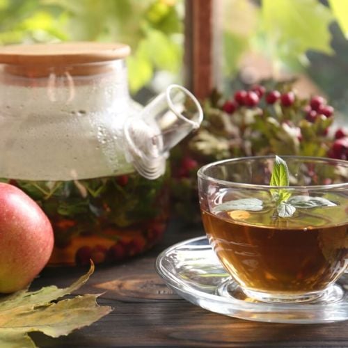 Imagem - 9 receitas de chás para melhorar a saúde no outono
