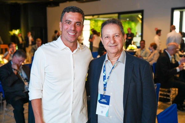 Léo de Castro e Fernando Saliba