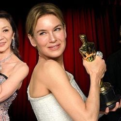 Os eleitores da Academia tradicionalmente favorecem as mulheres na casa de 20 e 30 anos de idade, gerando uma clara discrepância de idade entre os vencedores do Oscar de Melhor Ator e de Melhor Atriz.