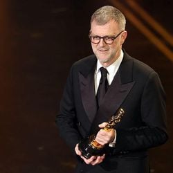 Após 14 indicações a Paul Thomas Anderson, a Academia concedeu pela primeira vez uma estatueta ao diretor