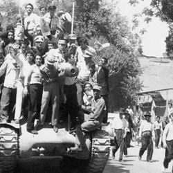 Golpe de Estado apoiado pelos EUA e pelo Reino Unido lançou as bases para para um longo período de autoritarismo e um profundo sentimento antiocidental no país.