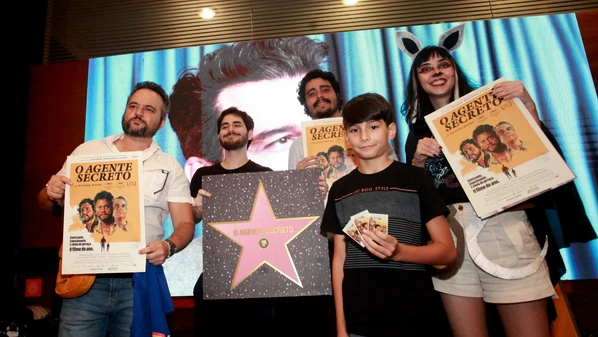 Publicação sobre Cassandra Kulukundis foi um dos alvos.
Filme nacional disputou quatro categorias e não foi premiado