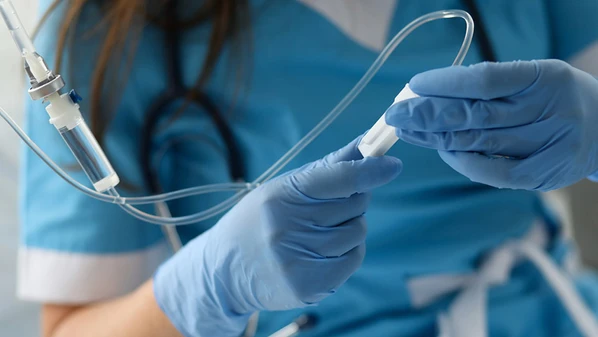 Seleção presencial ocorre nesta terça (17) e quarta-feira (18) para enfermeiros e técnicos de enfermagem que atuarão em hospital da rede