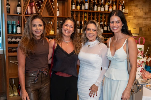 Aniversário de Gisella Rezende de Almeida