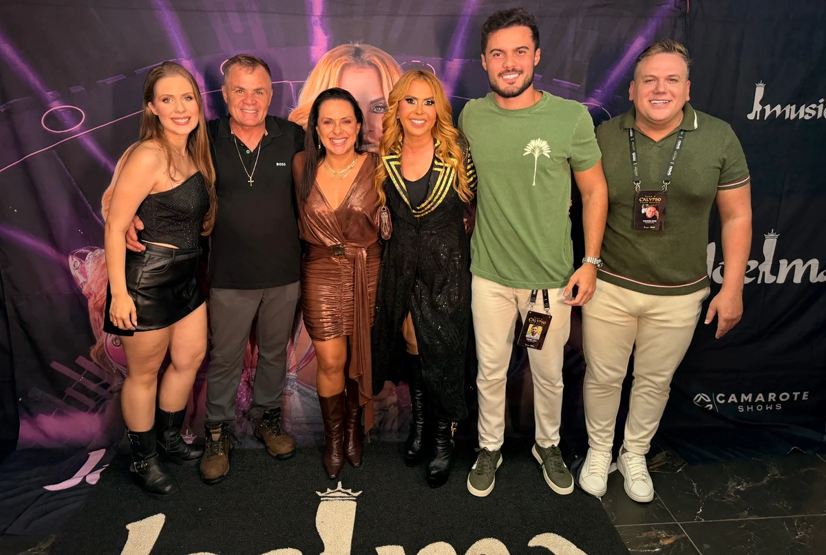 Isabelle, Everaldo, Luciana Reginatto, André Vale e Maicon Rive e a cantora Joelma