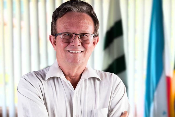 Joadir Lourenço Marques, prefeito de Laranja da Terra