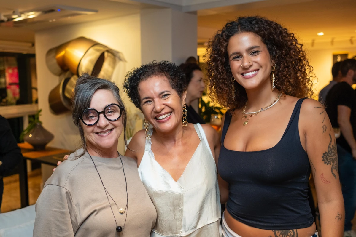 Rosana Paste, Angela Gomes e Amanda Lobos