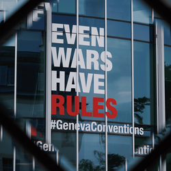 Ao anunciar que os EUA "demoliram completamente" grande parte da ilha iraniana de Kharg, o presidente americano Donald Trump acrescentou: "Podemos atingi-la mais algumas vezes, só por diversão." A declaração exemplifica como a guerra dos EUA e Israel contra o Irã está reescrevendo as regras que determinaram o comportamento entre os países desde o 