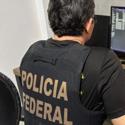 A ação cumpriu 34 mandados de busca e apreensão em todo o país, além de prender uma  pessoa em flagrante.