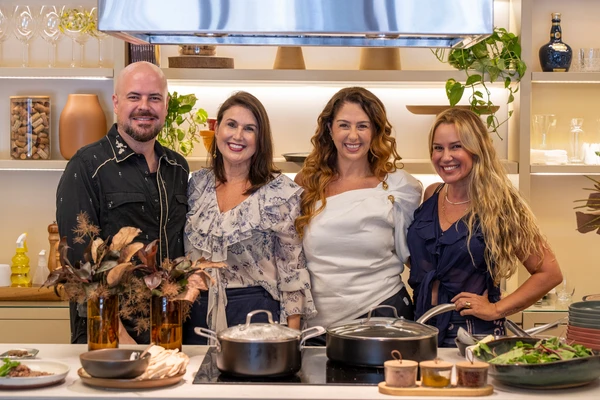 Dudu Altoé, Renata Rasseli, Marianne Assbu e Rachel Pires