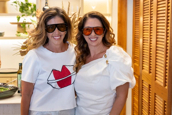 Lara Brotas e Marianne Assbu