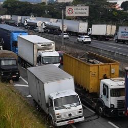 Diesel acumula alta de 19% desde início da guerra no Irã e governo anuncia medidas na tentativa de apaziguar os ânimos da categoria que parou o país em 2018.