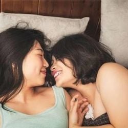 Estudos demonstram que as gerações mais jovens são mais propensas a adotar algum tipo de relacionamento não-monogâmico que as gerações mais velhas.