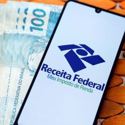 Especialista explica os principais critérios usados pela Receita Federal para determinar quem precisa enviar a declaração
