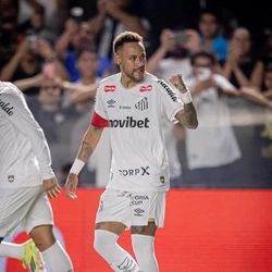 Gol do camisa 10 foi de pênalti