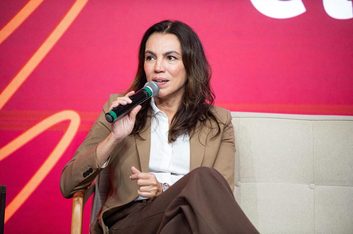 Jornalista Ana Paula Araújo destacou a importância da informação no combate à violência