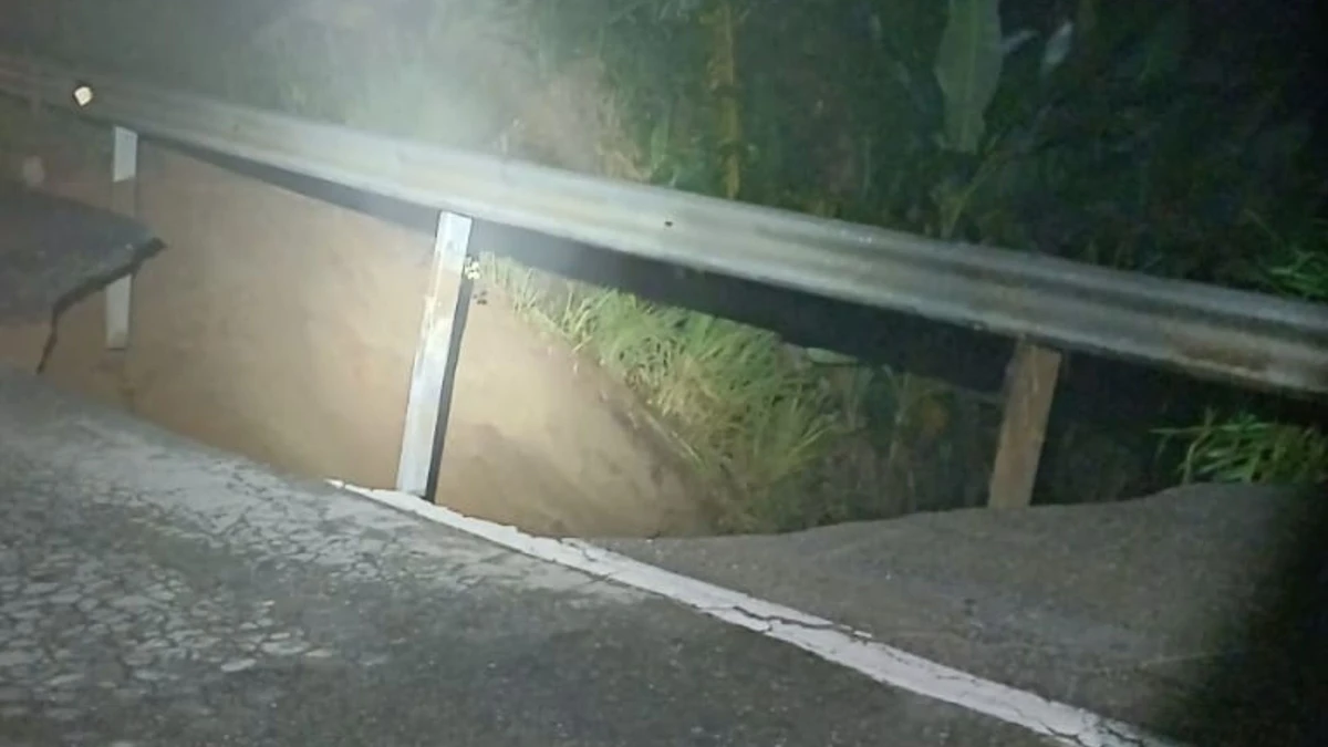 Trecho da BR 262 em Venda Nova do Imigrante é parcialmente interditado após chuvas