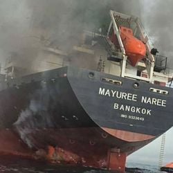 A BBC Verify (o serviço de verificação de dados e imagens da BBC) analisou quais navios conseguiram realizar a travessia do Estreito de Ormuz desde o início da guerra e quais riscos eles correram.