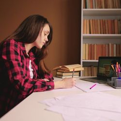 Veja como treinar o cérebro para driblar as distrações e aumentar a produtividade na preparação para as provas