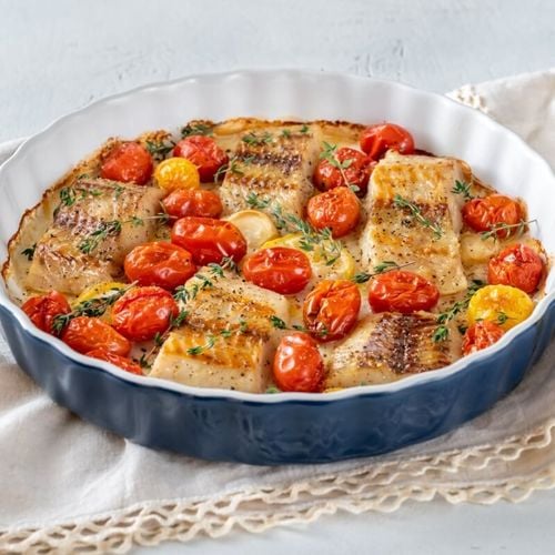 Imagem - Bacalhau de forno: 5 receitas práticas e saudáveis para almoço e jantar