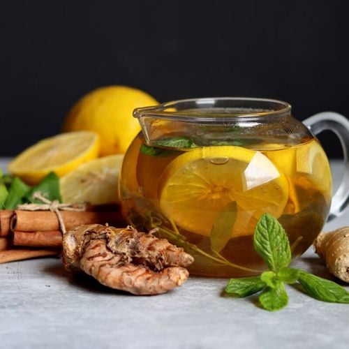 Imagem - 9 chás termogênicos com limão e gengibre para acelerar o metabolismo