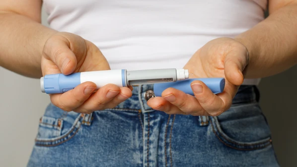 Estudo vê aumento do uso de medicamentos agonistas do GLP-1 por puérperas em busca de perda de peso, mas efeitos sobre amamentação ainda não são totalmente conhecidos