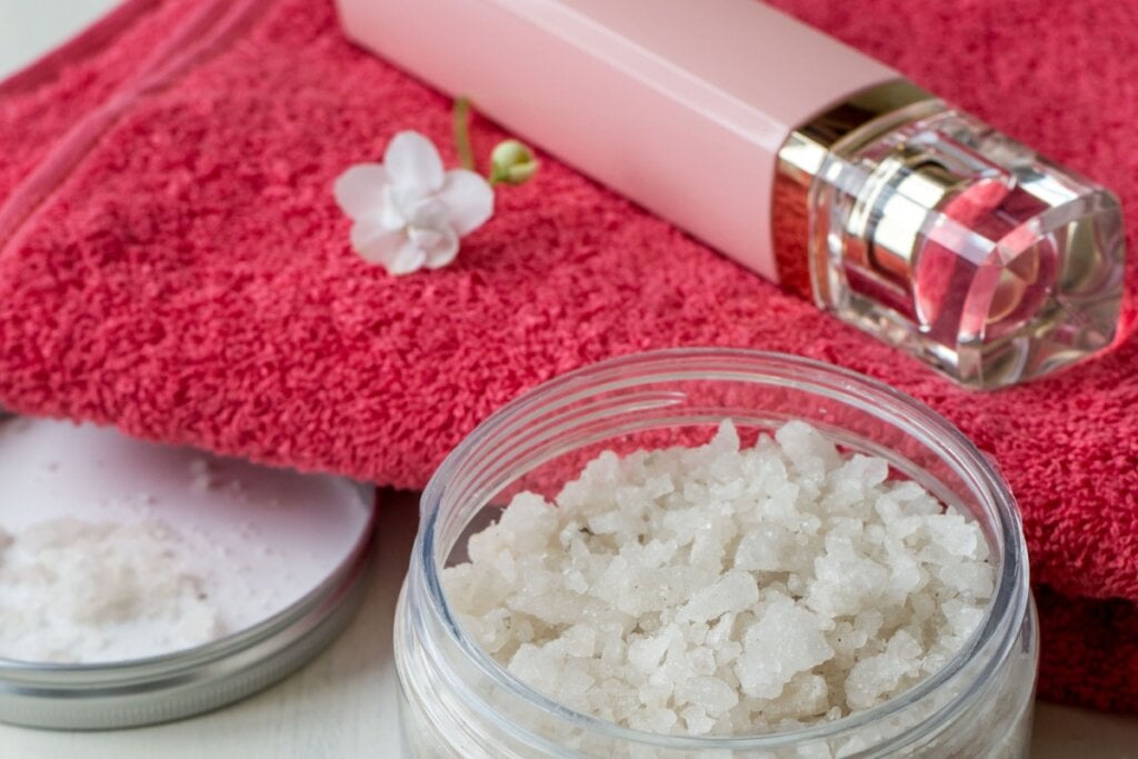 O ritual ajuda a promover equilíbrio emocional, renovar as energias e trazer uma sensação de calma e leveza (Imagem: elizaveta66 | Shutterstock)