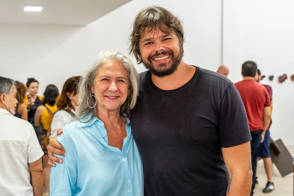 Thais Hilal e Omar Salomão