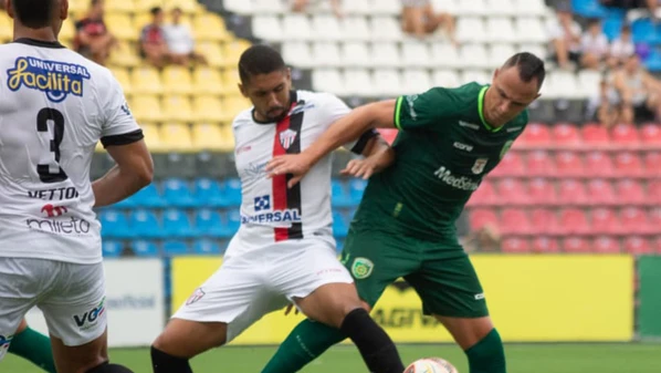 Rian Felipe, Vitinho Rangel e Luiz Henrique marcaram os gols