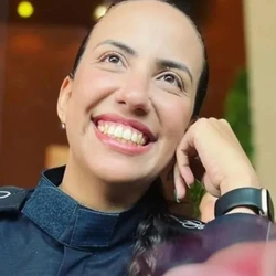 Dayse Barbosa Mattos foi assassinada pelo namorado, o policial rodoviário federal Diego Oliveira de Souza, na madrugada desta segunda-feira (23)