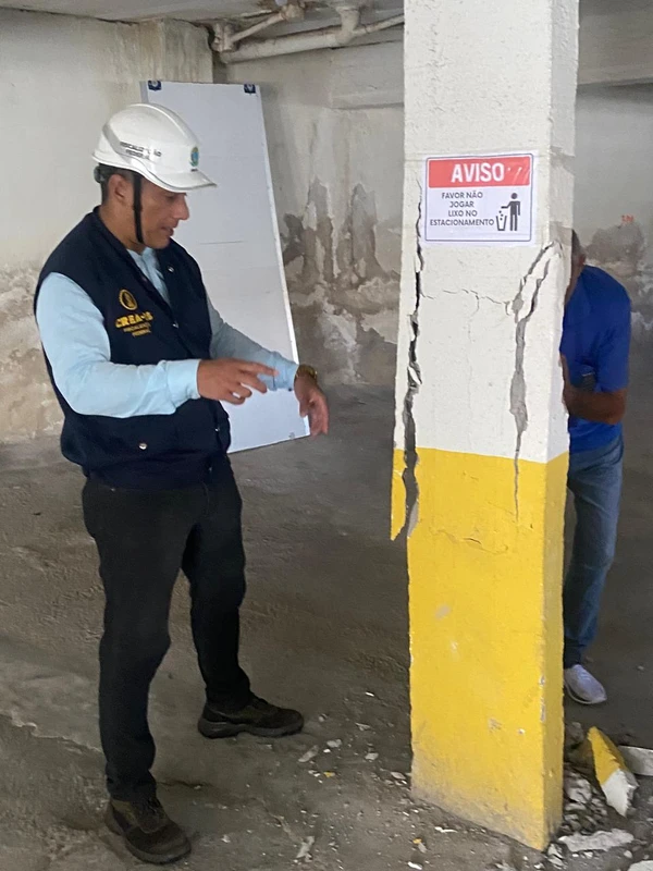 Prédio é interditado em Vila Velha  por risco estrutural por Crea-ES