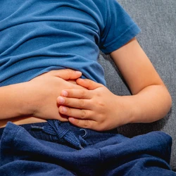 Conteúdos nas redes sociais induzem pais a buscarem tratamentos inadequados e a se preocuparem com um problema que, na verdade, é raro