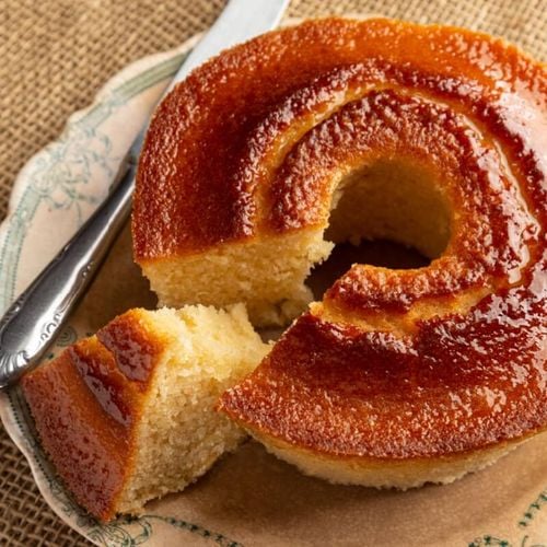 Imagem - Bolo de liquidificador: 3 receitas rápidas e deliciosas para o café da manhã