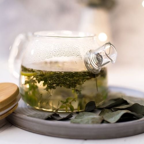 Imagem - 7 chás com ervas para melhorar a saúde no outono