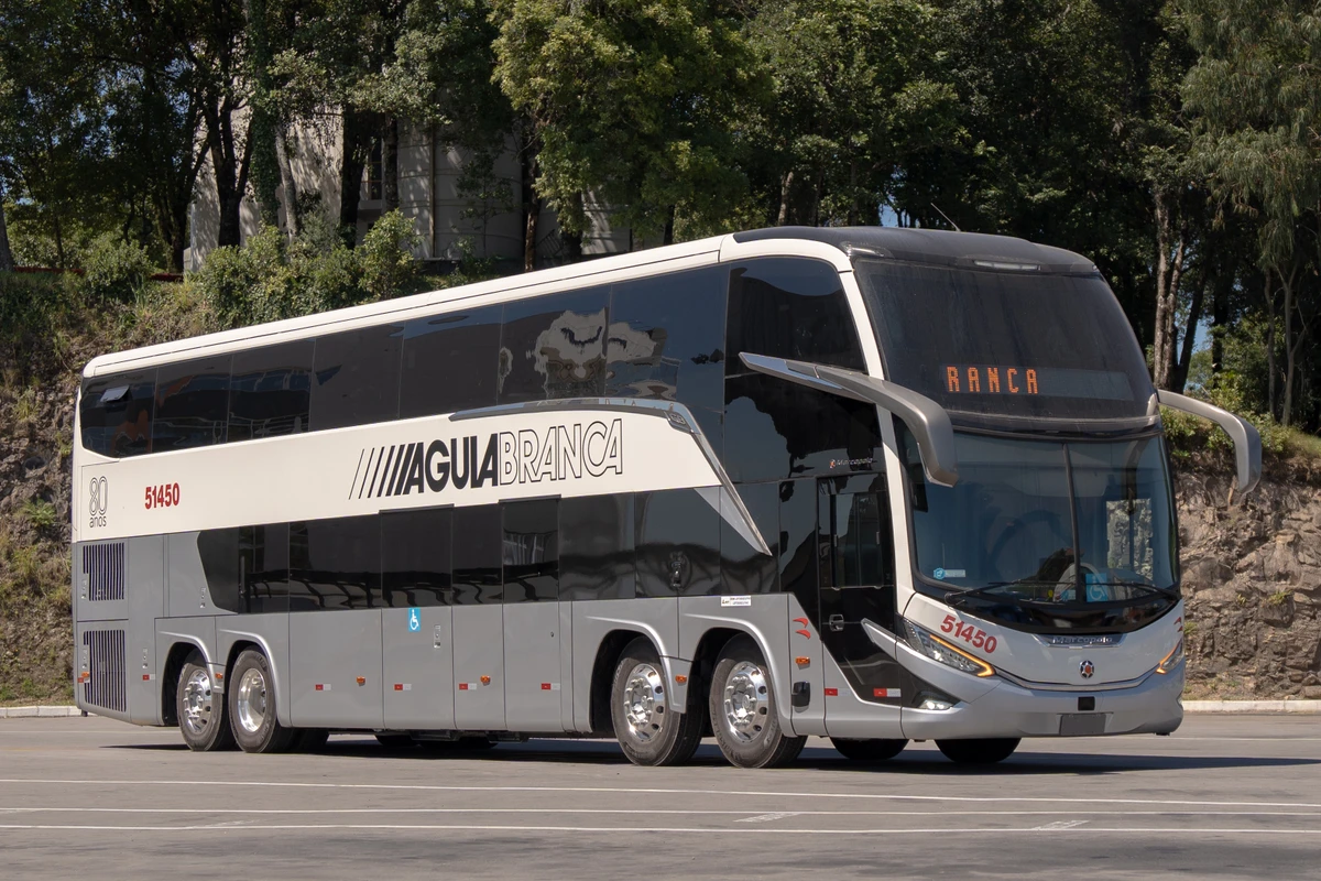 Ônibus retrô, em comemoração aos 80 anos de uma viação capixaba por Divulgação/Águia Branca