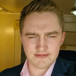 Após mais de 4 anos em tratamento, Finnian Garbutt contou sobre a progressão da doença; Especialista fala sobre a prática médica que busca aliviar o sofrimento e oferecer qualidade de vida