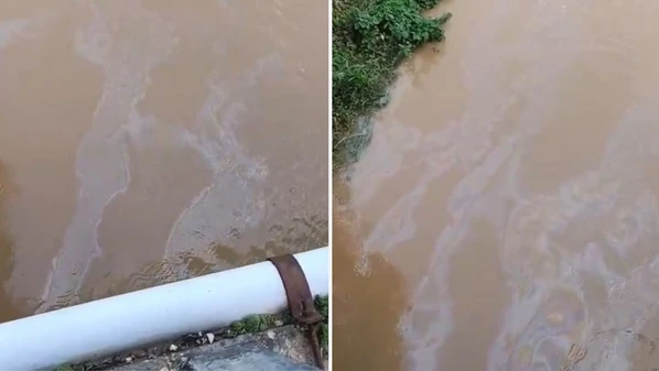 Um vídeo que circula nas redes sociais mostra substância desconhecida sendo levada pela  correnteza; prefeitura acionou equipe de fiscalização ambiental para identificar a origem do material