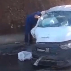 Colisão ocorreu durante tentativa de ultrapassagem; vítimas foram levadas para hospital da região